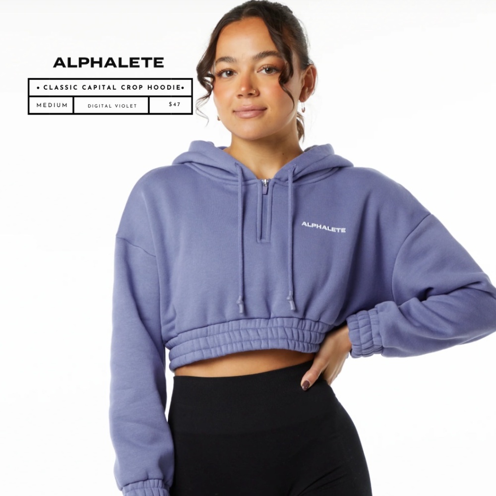 Classic Capital Crop Hoodie| Alphalete | Medium | Digital Violet